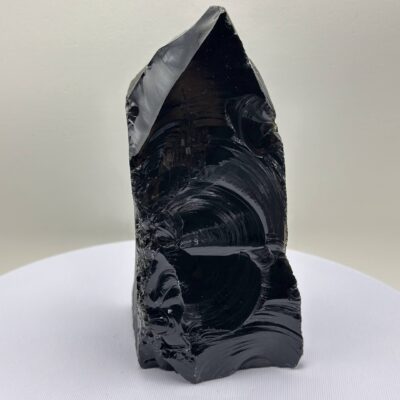 Obsidiana - Proteção, Aterramento e Limpeza Energética.